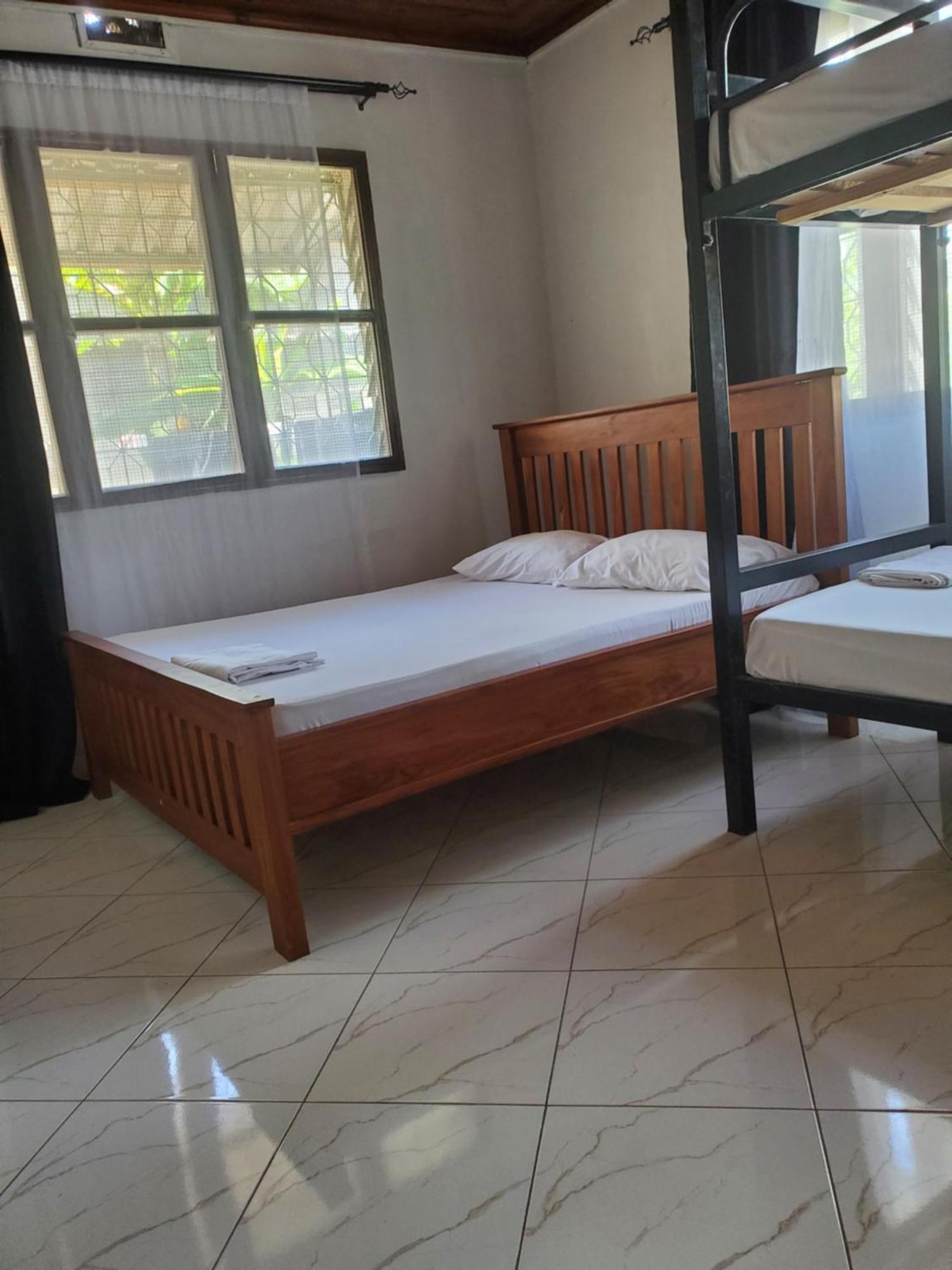 The Nest Haven Hostel Dar es Salaam Bagian luar foto